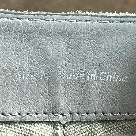 DV8 Dolce Vita Shai Women’s size 7 Grey Suede & Mixed Material Heeled Bootie EUC - Picture 15 of 16